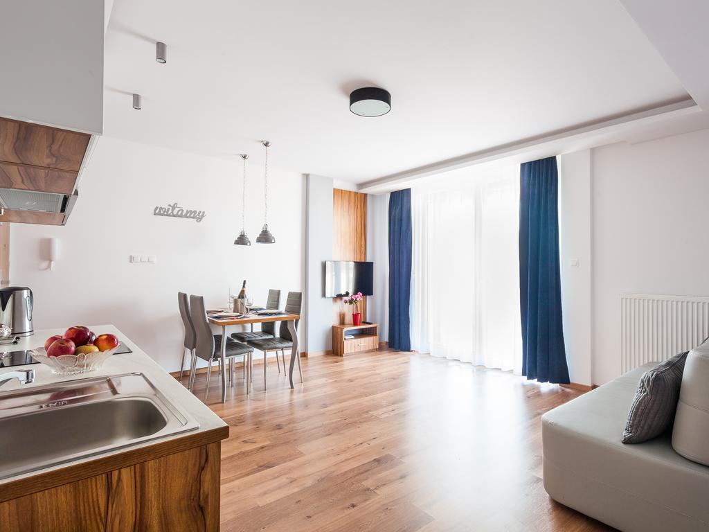 Marina Plaza Apartamenty ยาสตาร์เนีย ภายนอก รูปภาพ